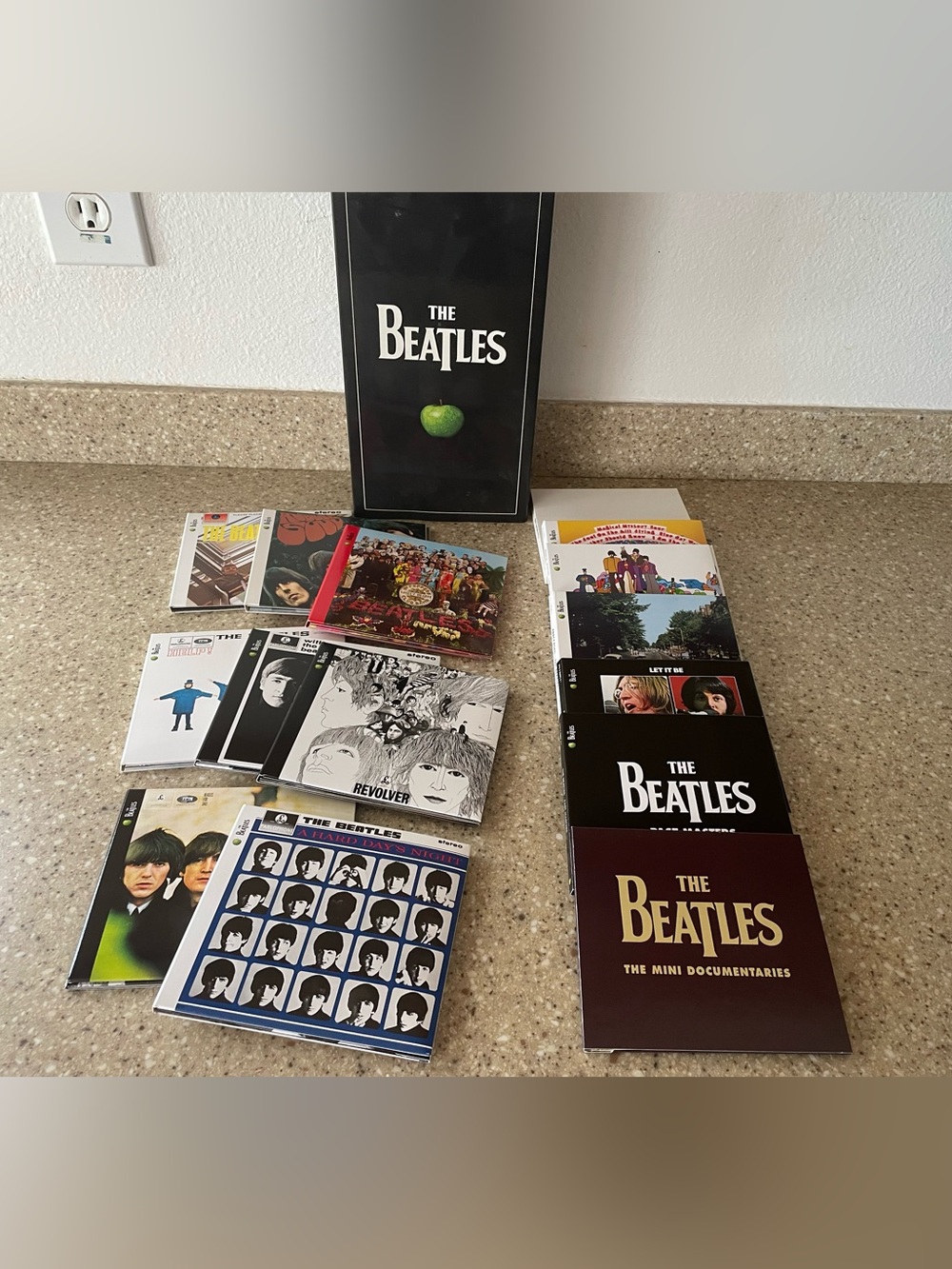 The Beatles Stereo Box Set 16 CD/DVD Remastered 2009 Apple Records Complete